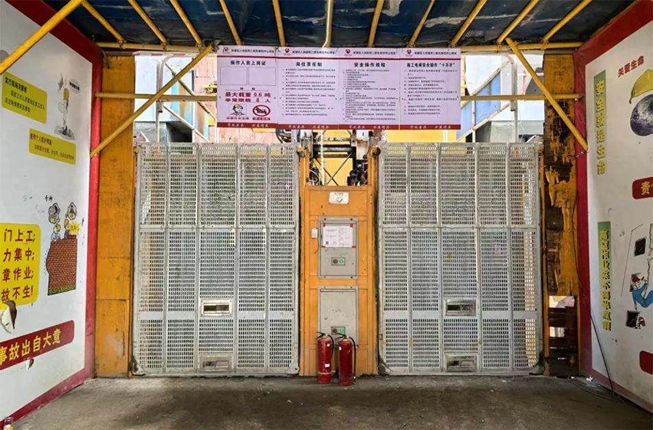 南昌市政建設(shè)集團(tuán)有限公司緊急開展強(qiáng)對流天氣專項安全檢查，全面排查設(shè)備加固、用電安全、排水防澇及應(yīng)急物資，筑牢極端天氣施工安全防線