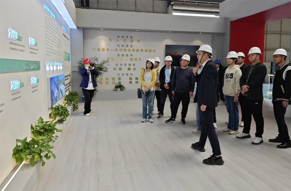 2025年政府開放周活動走進(jìn)市政綠色產(chǎn)業(yè)園 市民零距離探訪裝配式建筑